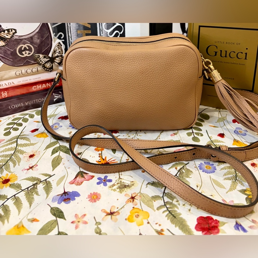 GUCCI Leather Soho Disco Crossbody w/Tassel Unisex/feminine look add Gucci scarf - Picture 7 of 16